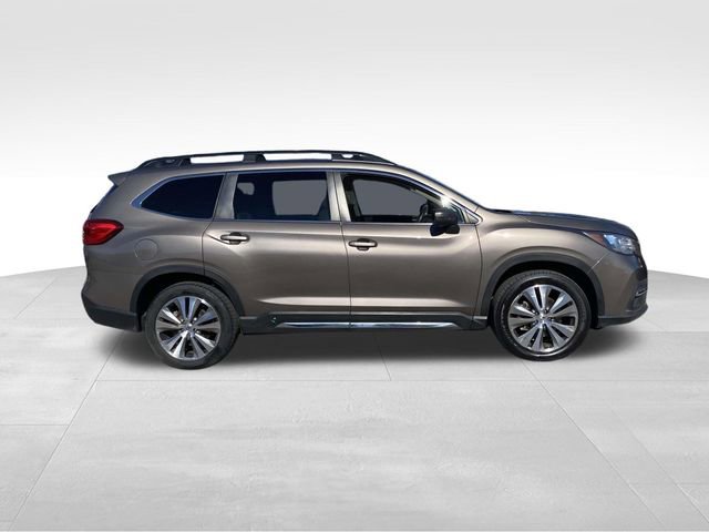 Used 2022 Subaru Ascent Limited w/ Technology Package image 2