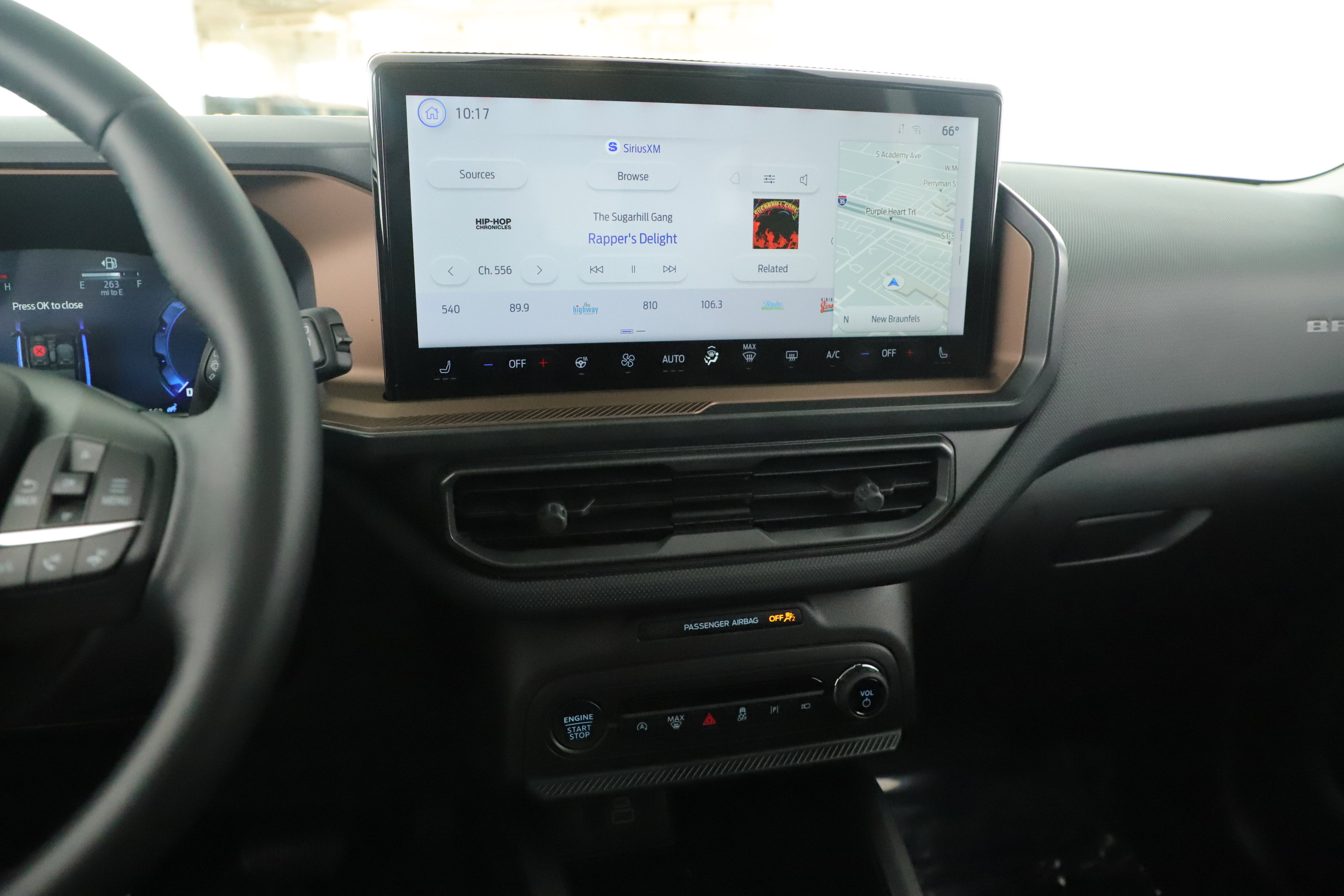 Used 2025 Ford Bronco Sport Outer Banks w/ Outer Banks Tech Package+ image 20