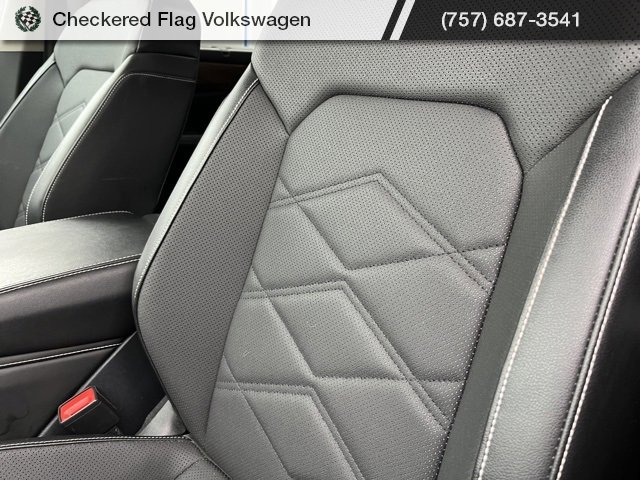 Used 2024 Volkswagen Atlas SE image 22