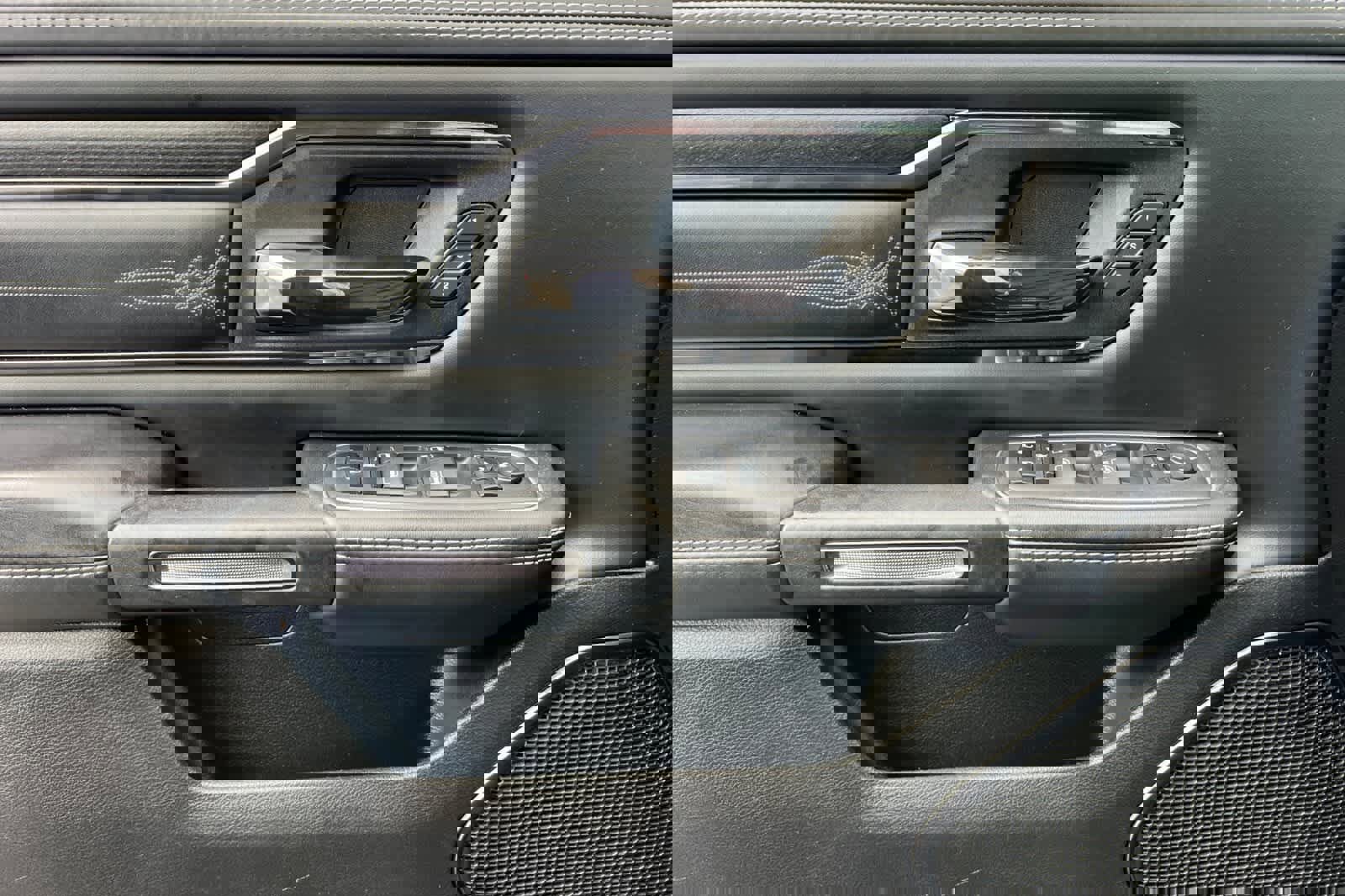 Used 2023 RAM 1500 Limited image 13