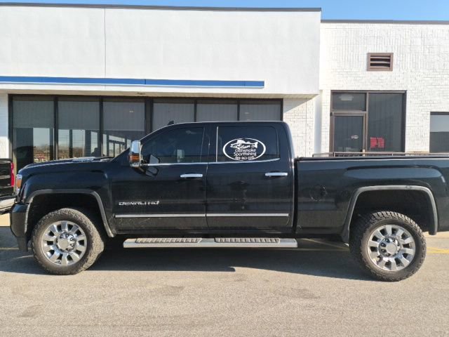Used 2019 GMC Sierra 2500 Denali w/ Duramax Plus Package image 7