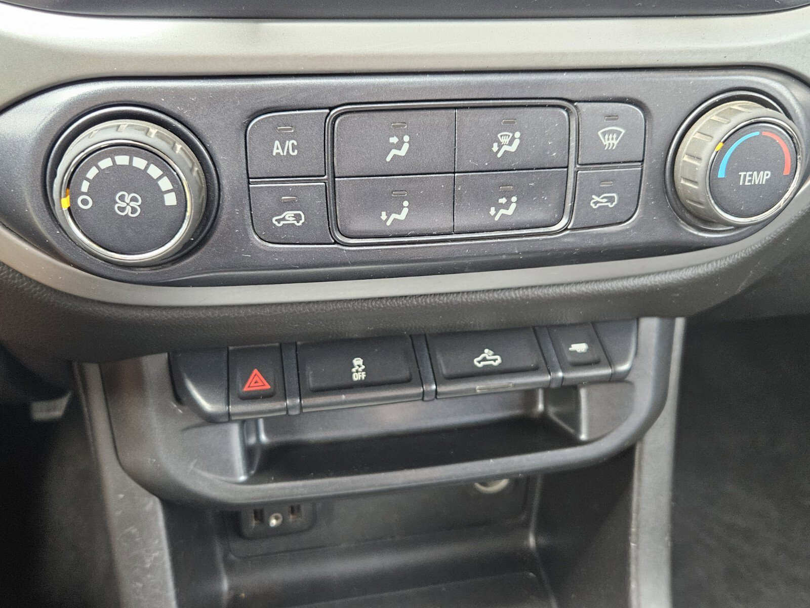 Used 2019 Chevrolet Colorado LT image 15