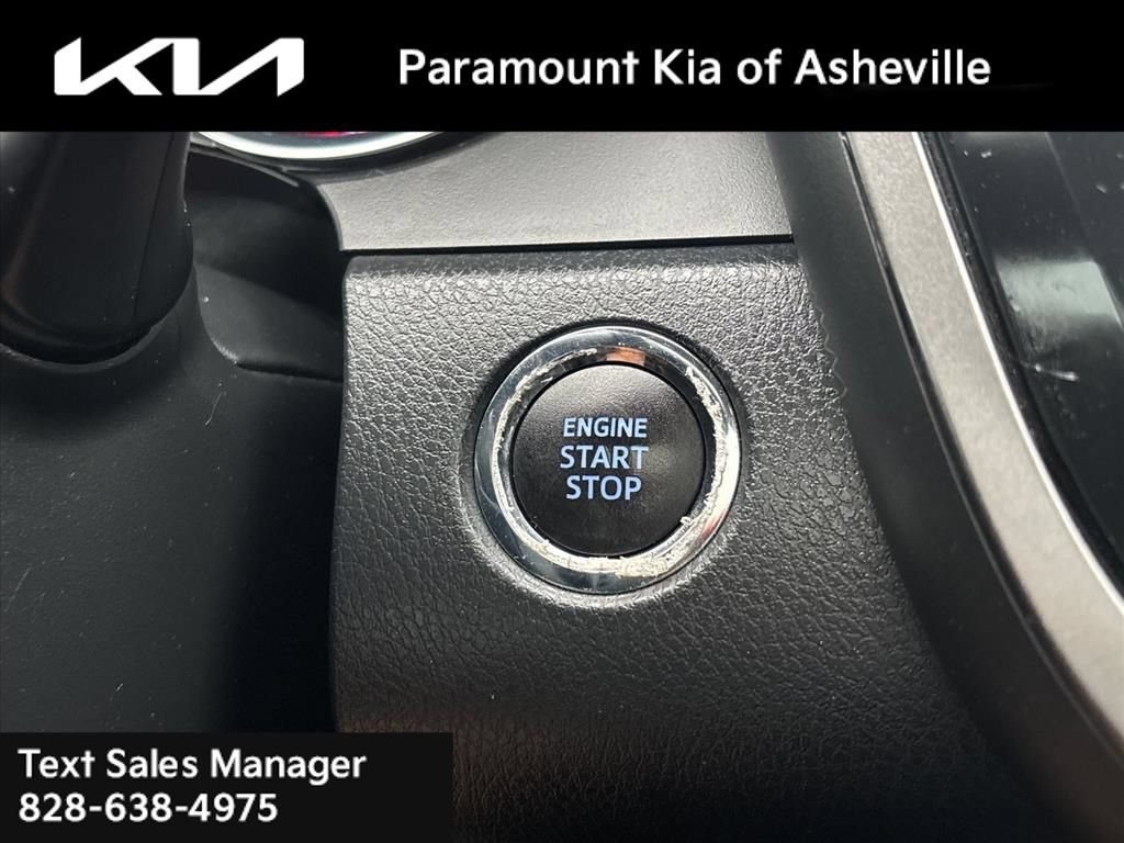 Used 2020 Toyota Camry XSE FWD image 21