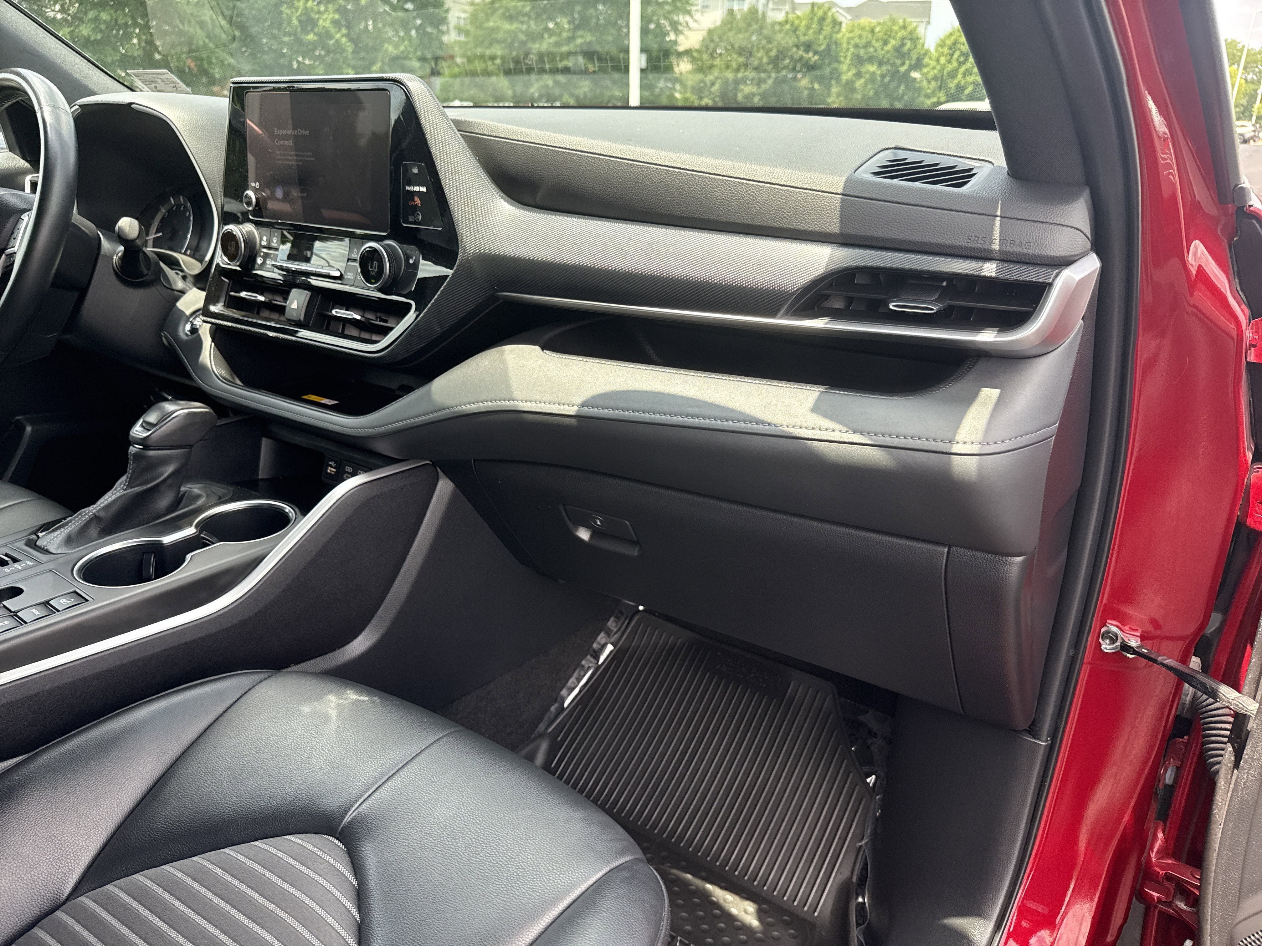 Used 2023 Toyota Highlander XSE AWD/4WD image 31