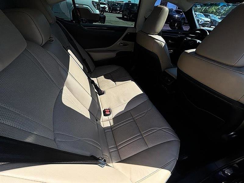 Used 2020 Lexus ES 350 w/ Accessory Package 2 FWD image 43