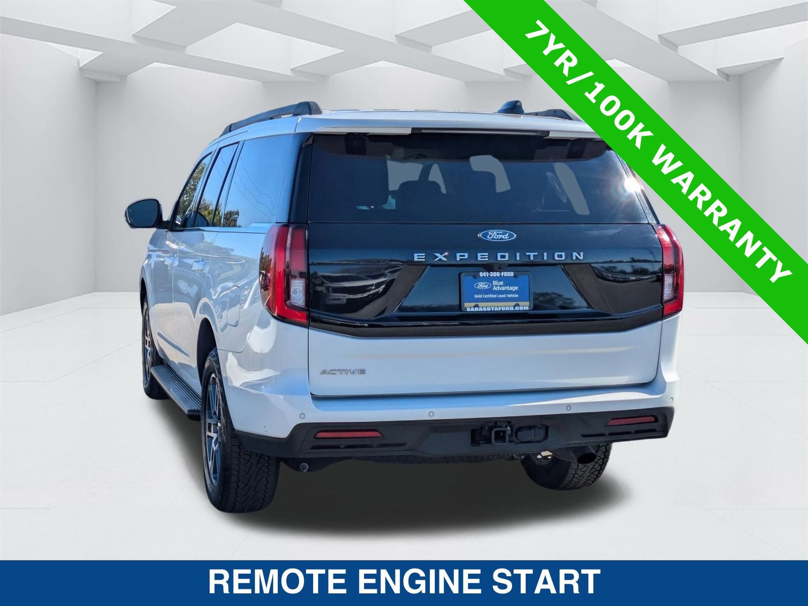 Certified 2025 Ford Expedition Active image 6