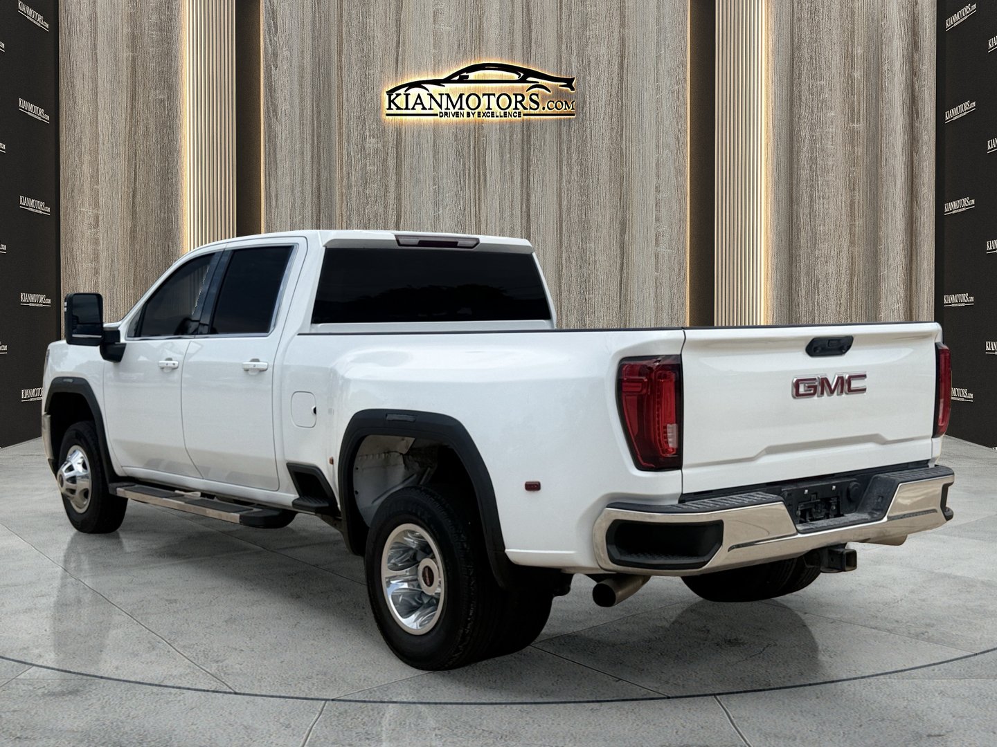 Used 2021 GMC Sierra 3500 SLE w/ SLE Convenience Package RWD image 5