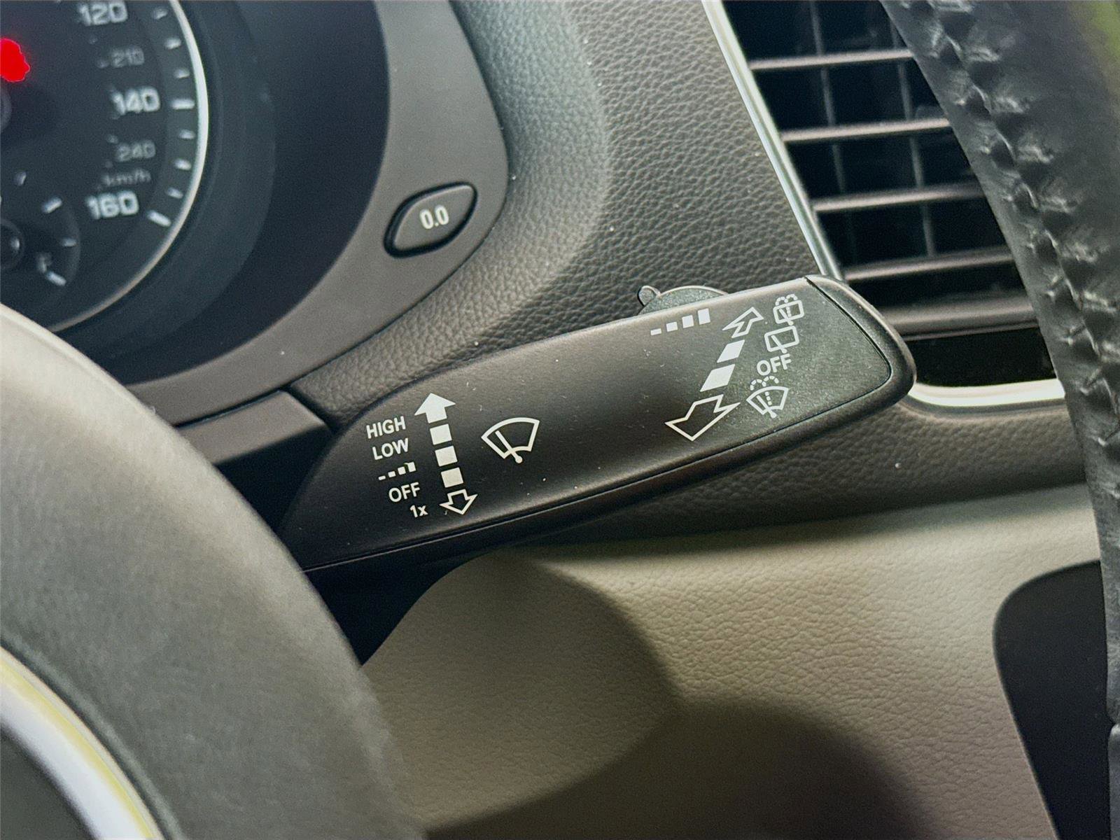 Used 2018 Audi Q3 2.0T Premium Plus w/ Premium Plus Package image 5