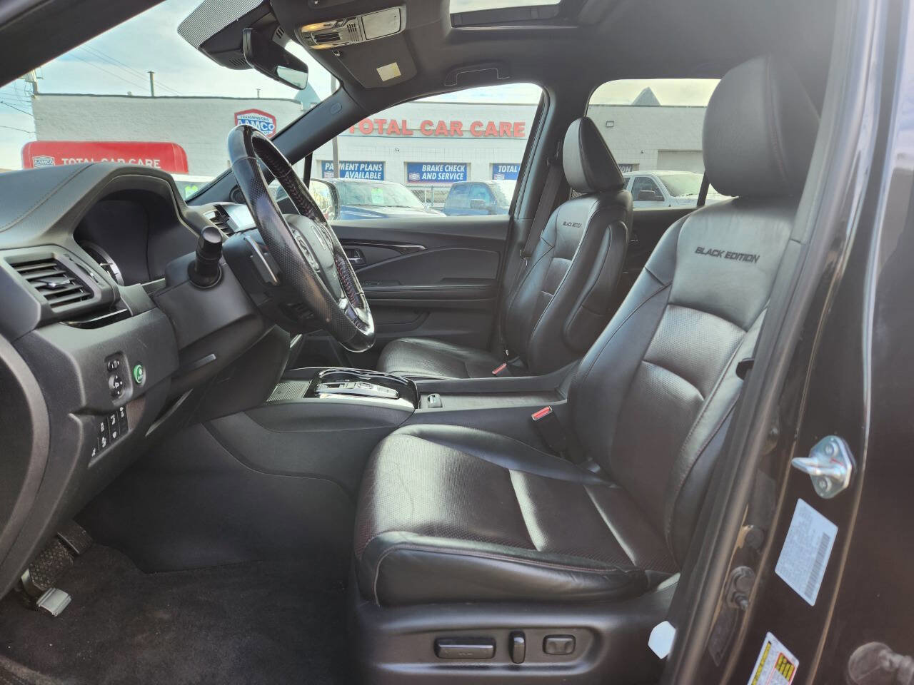 Used 2023 Honda Ridgeline Black Edition image 11