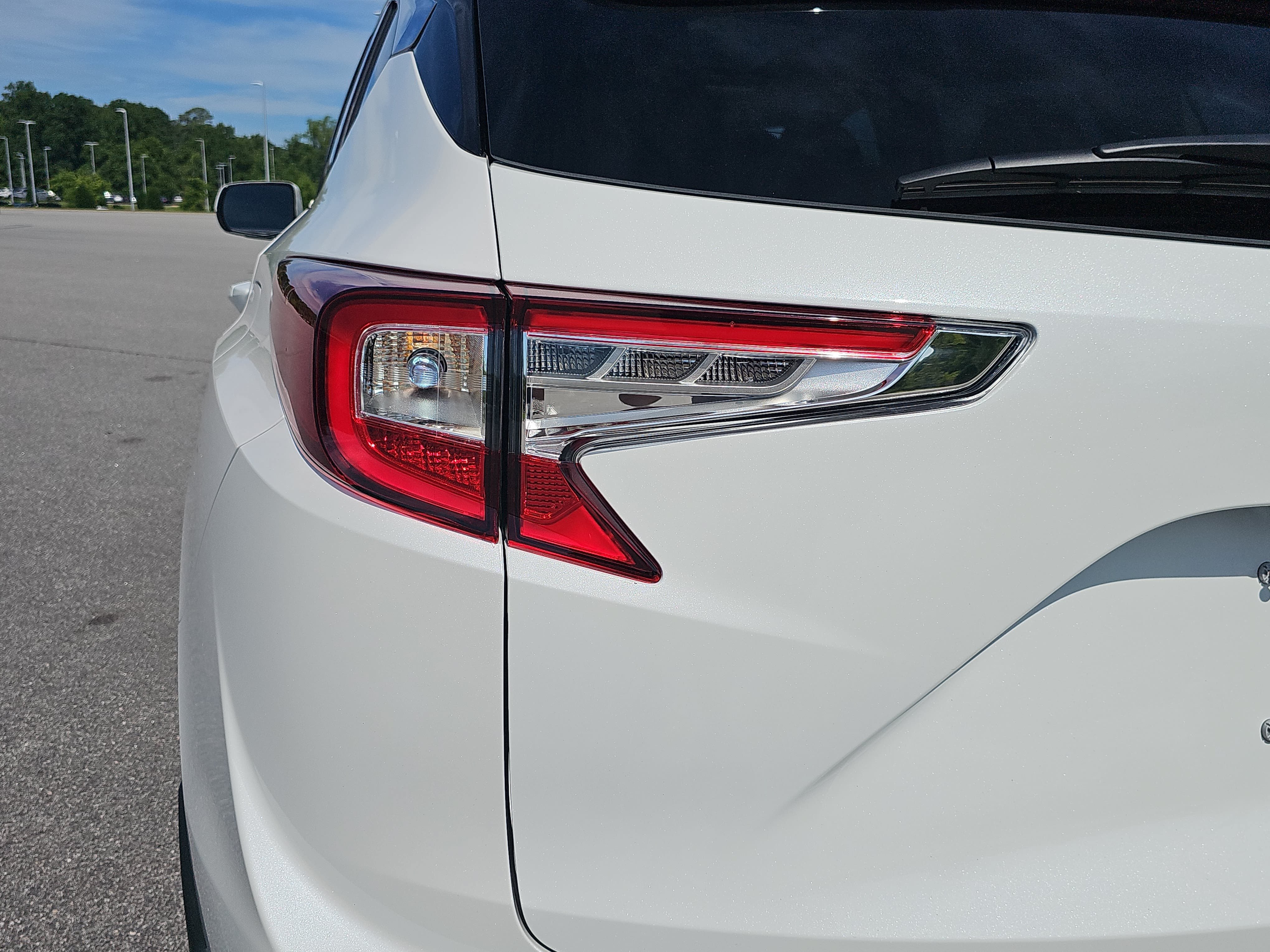 Certified 2025 Acura RDX SH-AWD w/ Technology Package image 32