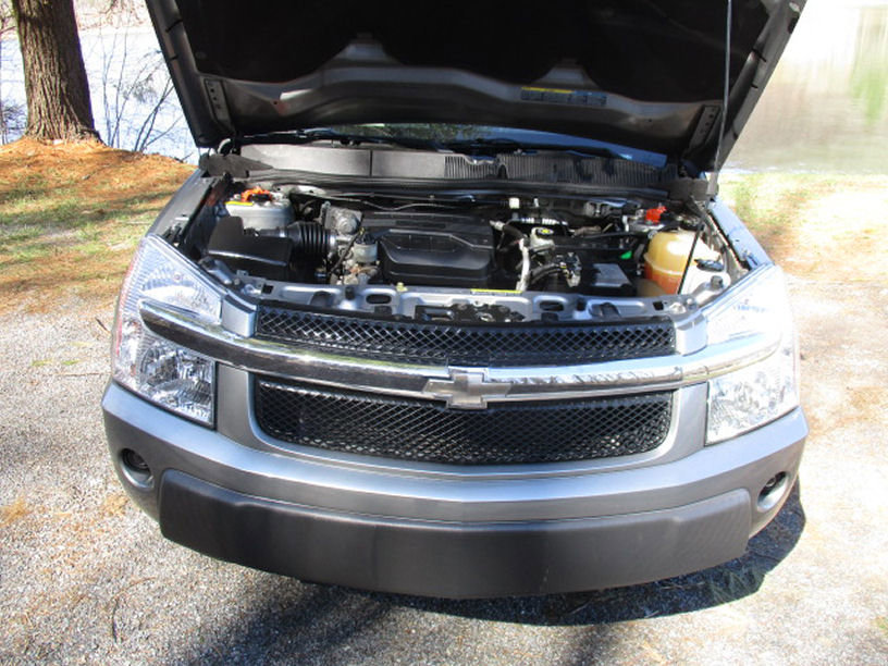 Used 2005 Chevrolet Equinox LT w/ Preferred Equipment Group image 7