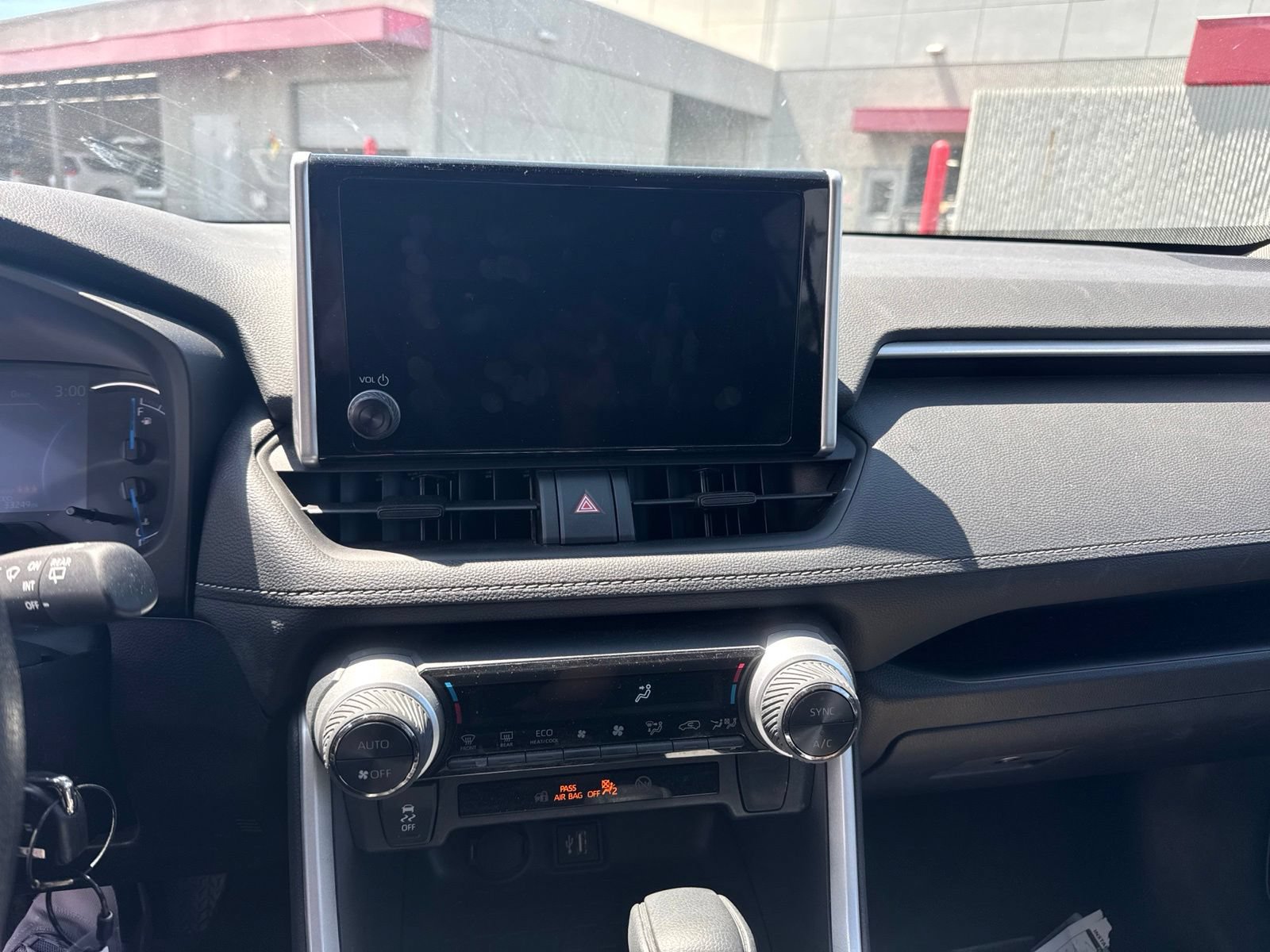 Certified 2025 Toyota RAV4 LE AWD/4WD image 12