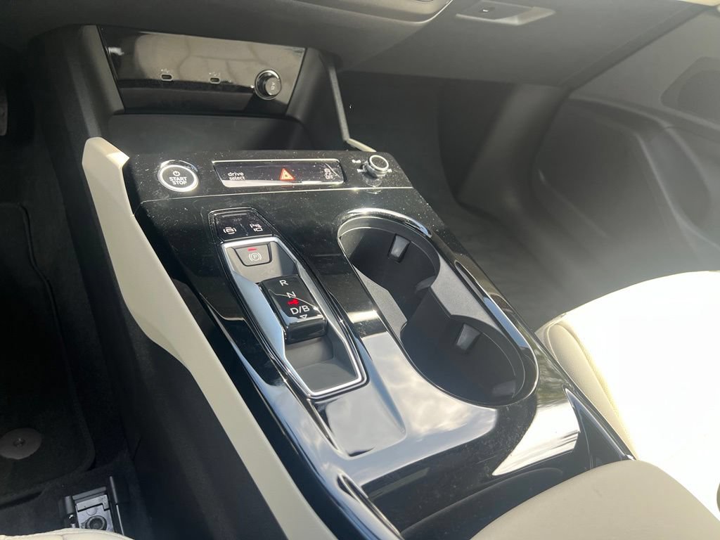 Used 2025 Audi Q6 e-tron Premium w/ Convenience Package RWD image 50
