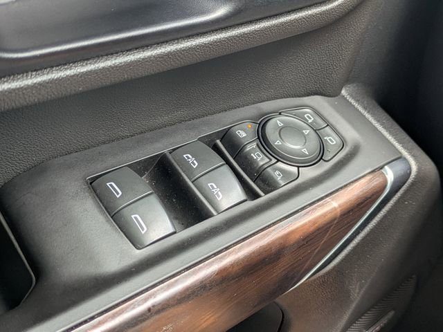 Used 2022 GMC Sierra 2500 SLT w/ SLT Premium Package AWD/4WD image 26