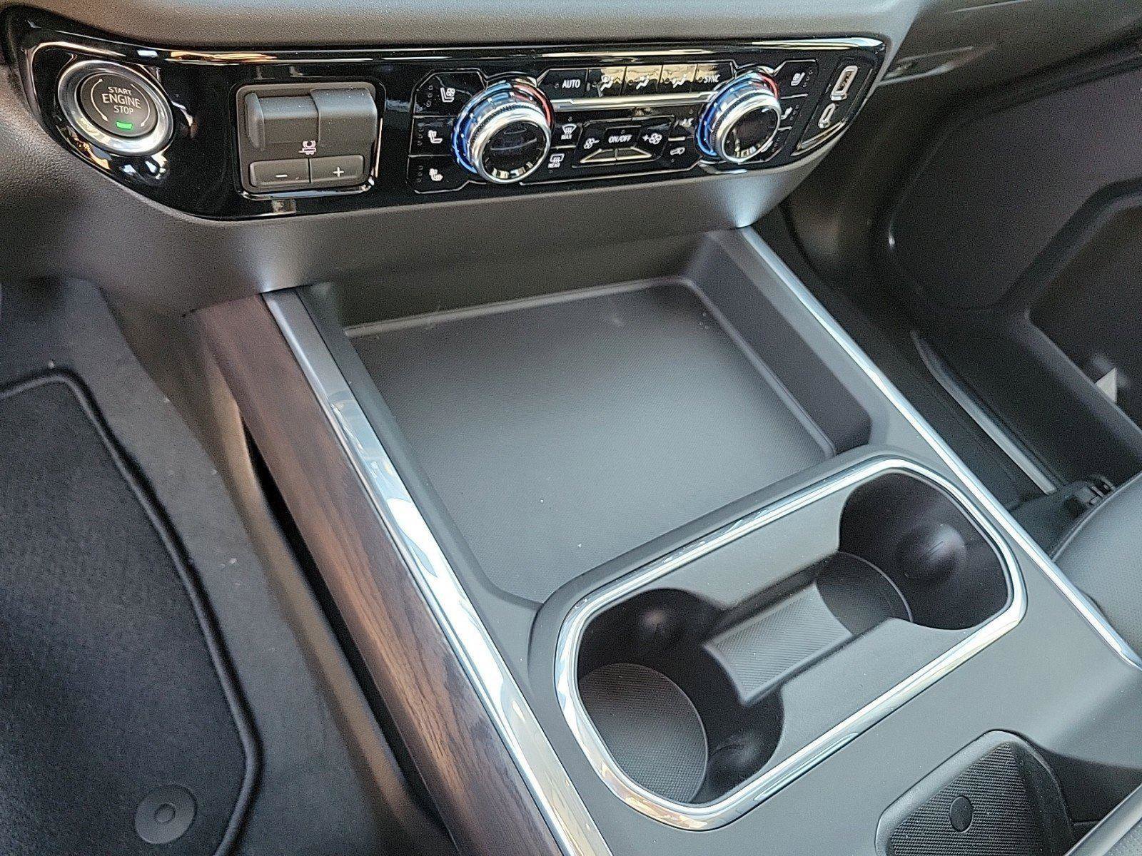 New 2026 GMC Sierra 2500 SLT w/ SLT Premium Package image 27