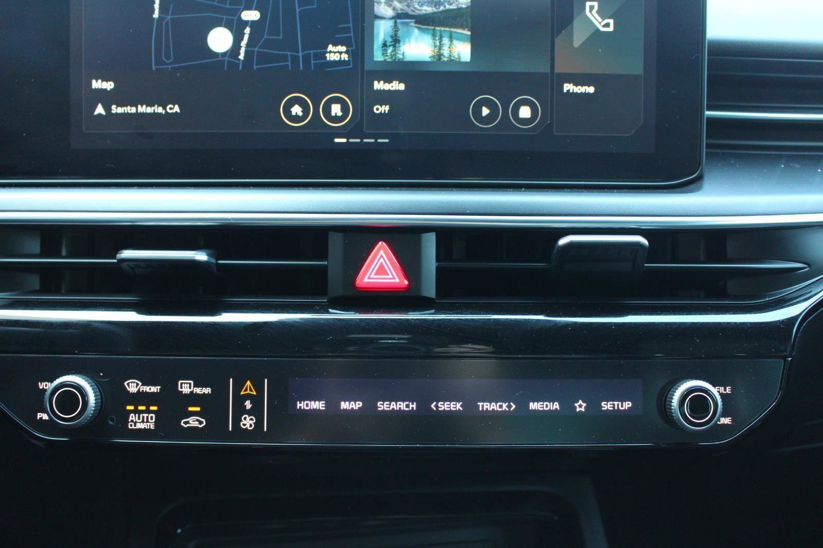 Certified 2025 Kia K5 GT-Line image 23