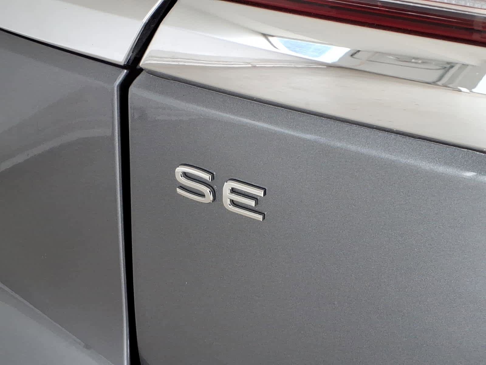 Used 2023 Volkswagen Atlas SE AWD/4WD image 18