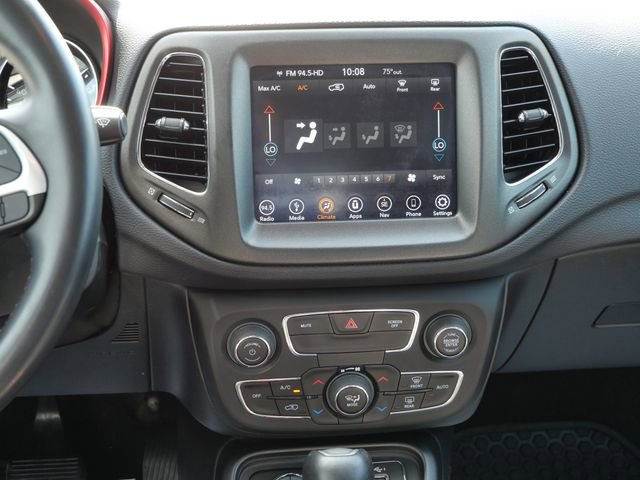 Used 2019 Jeep Compass Trailhawk w/ Popular Equipment Group AWD/4WD image 10