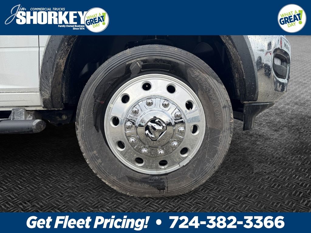 New 2026 RAM 5500 Tradesman w/ Chrome Appearance Group image 11