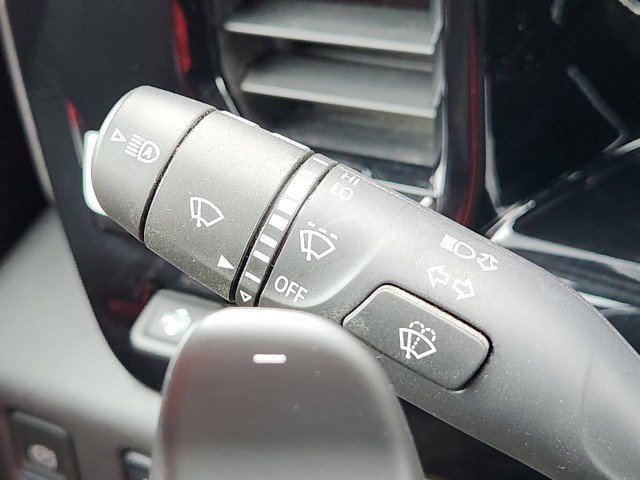 Used 2024 Chevrolet Silverado 1500 ZR2 w/ Technology Package image 48