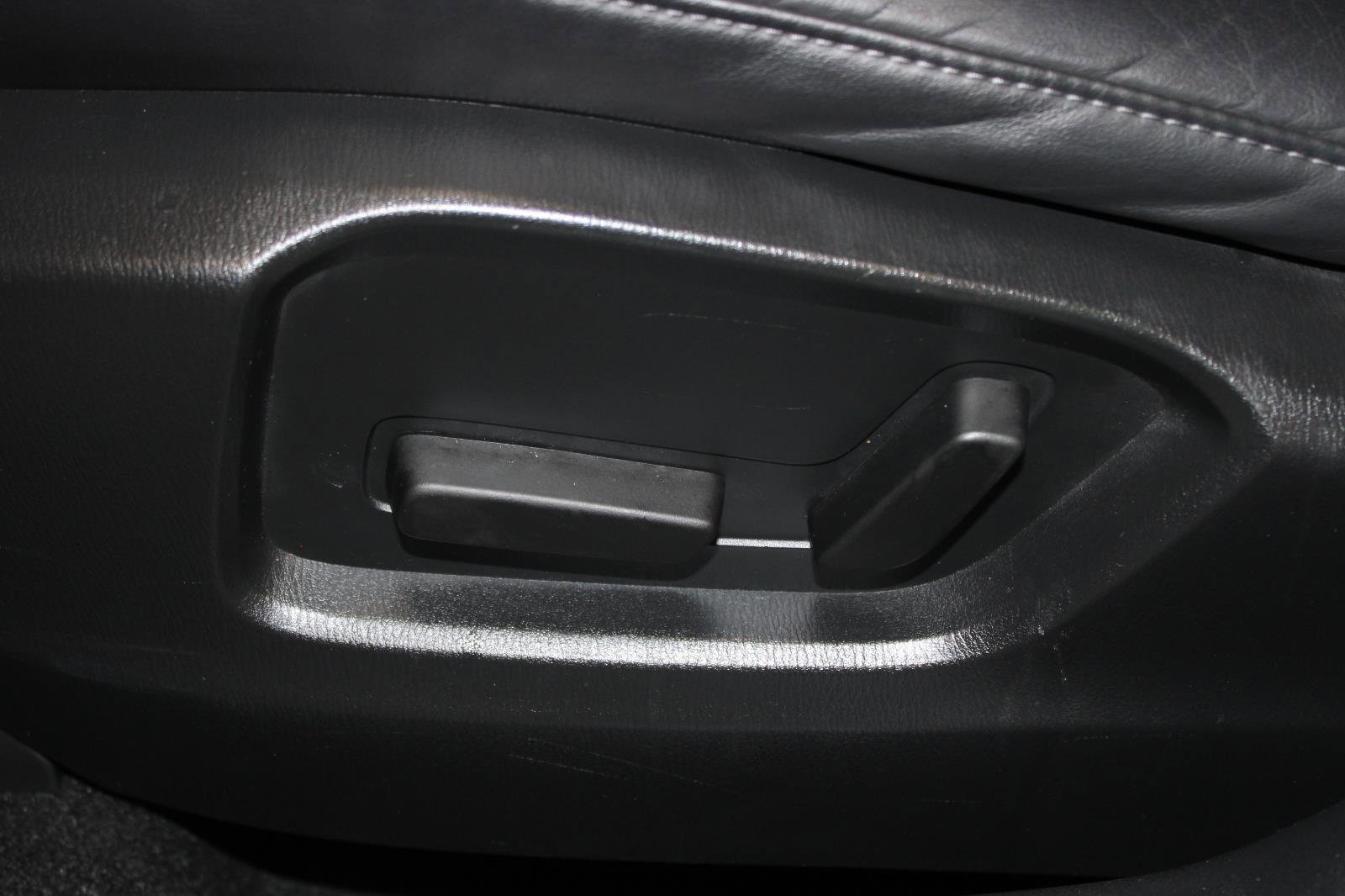 Used 2020 MAZDA CX-5 Touring image 31