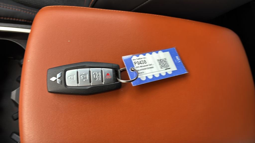 Used 2023 Mitsubishi Outlander SEL image 23