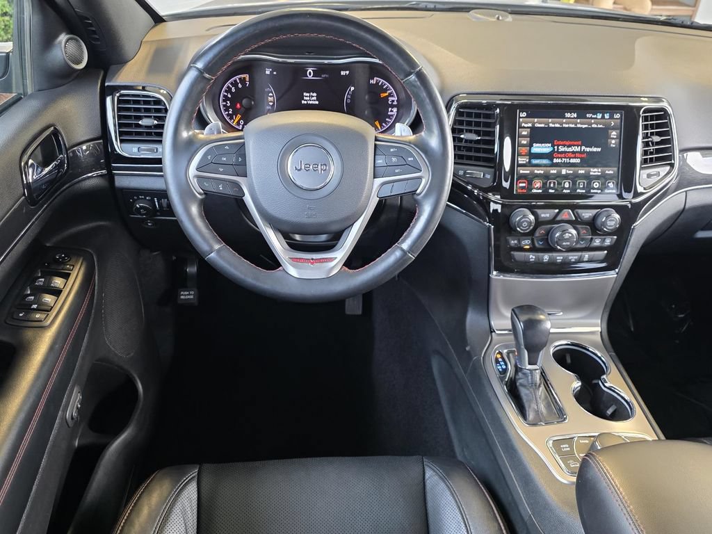 Used 2021 Jeep Grand Cherokee Trailhawk w/ Trailhawk Luxury Group AWD/4WD image 14