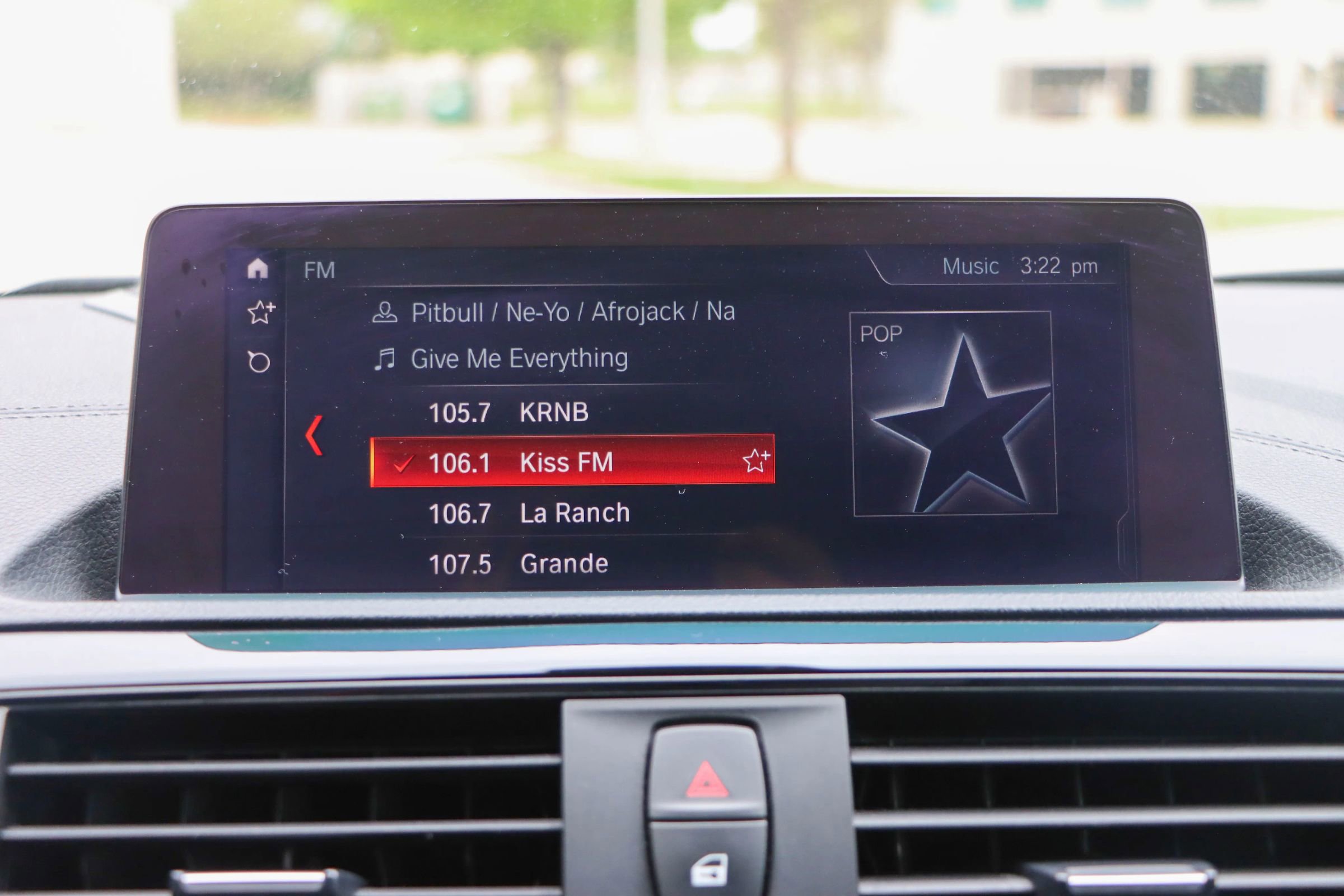 Used 2018 BMW 230i Convertible w/ Premium Package image 40