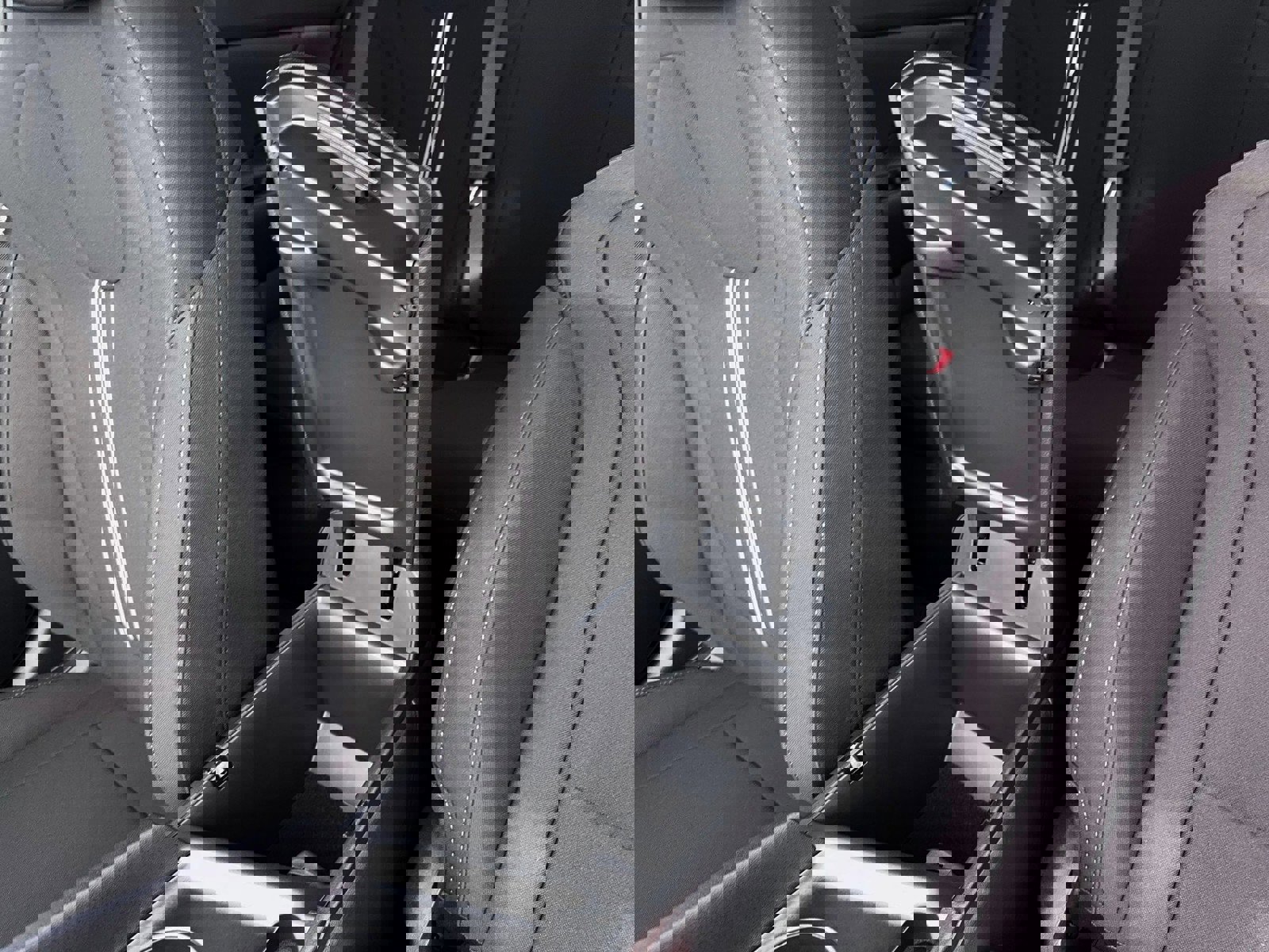 New 2026 Hyundai Elantra Sport image 18