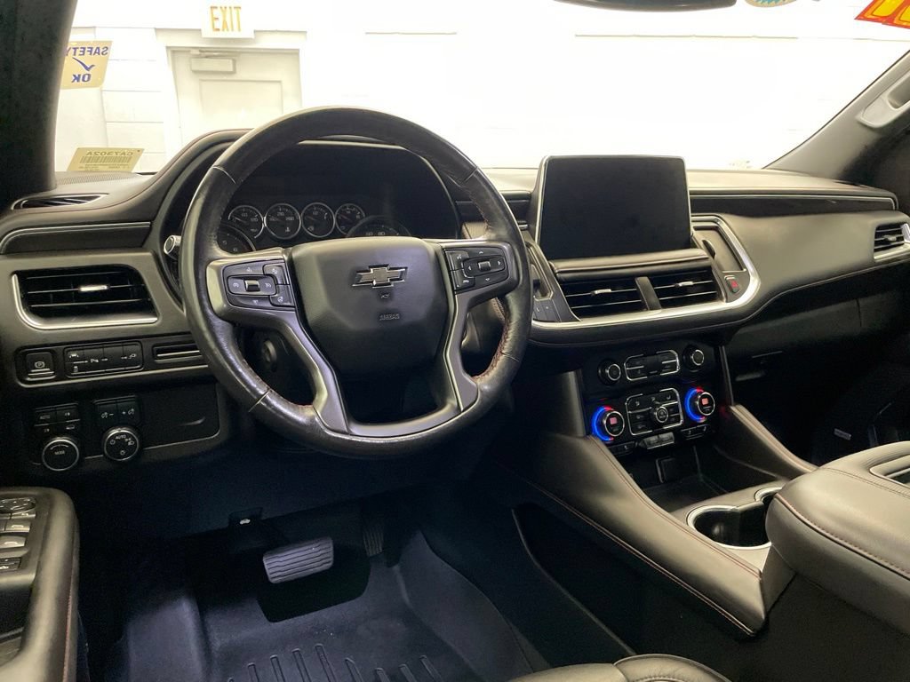 Used 2021 Chevrolet Suburban RST w/ Luxury Package AWD/4WD image 11