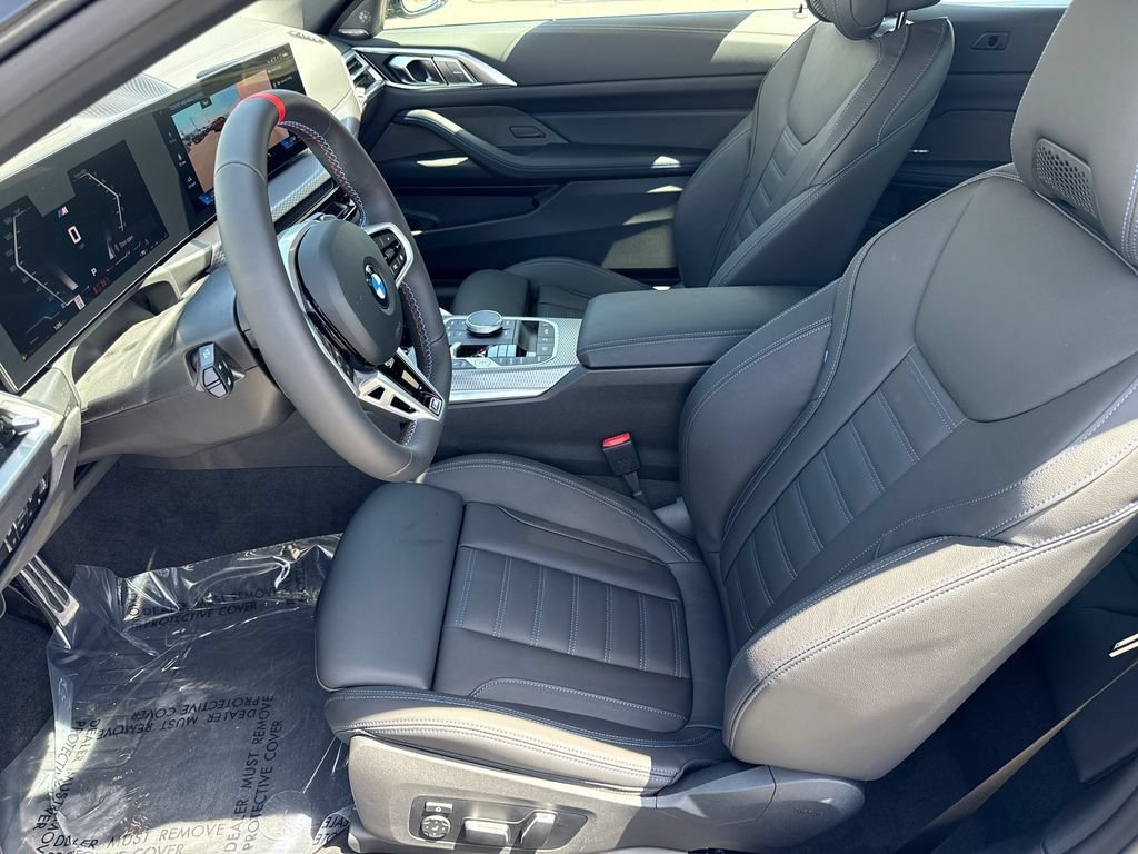 Used 2026 BMW M440i Convertible w/ Premium Package RWD image 7