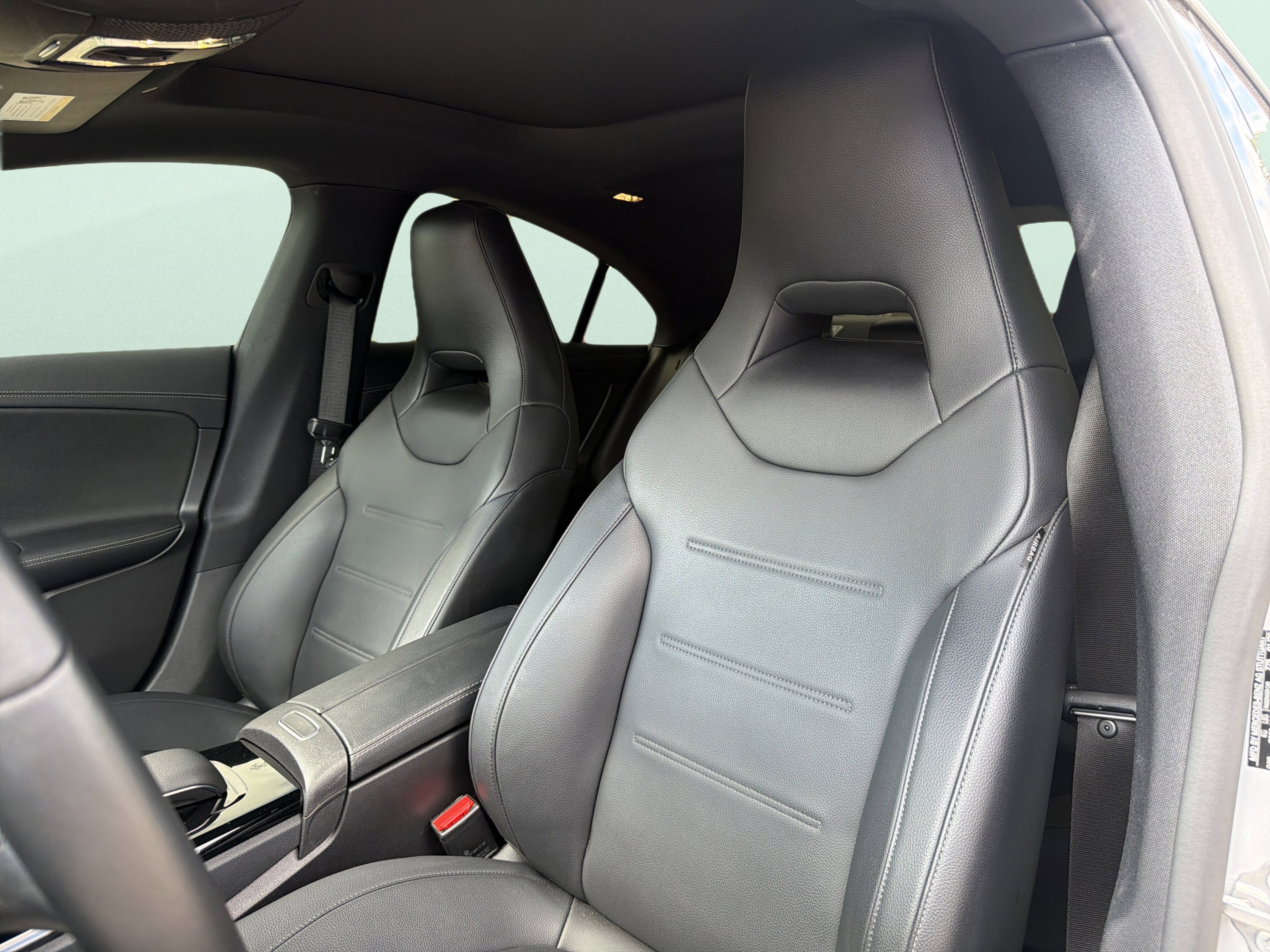 Used 2020 Mercedes-Benz CLA 250 image 18