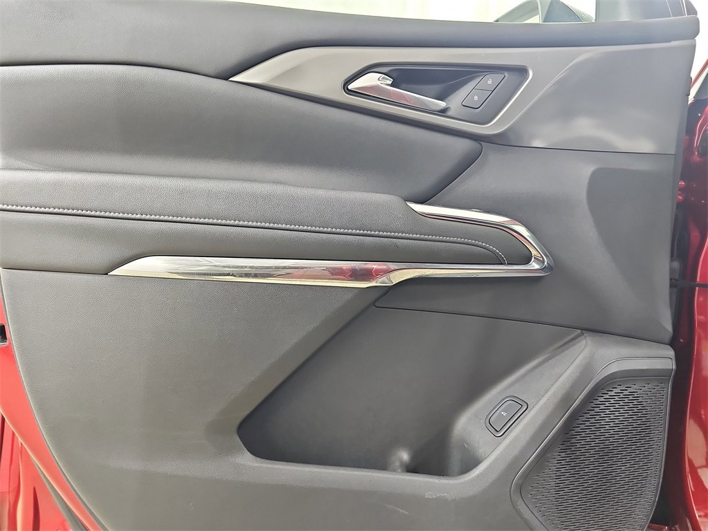 Certified 2024 Chevrolet Traverse LT image 33