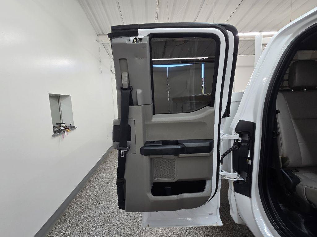 Used 2022 Ford F250 XL w/ STX Appearance Package AWD/4WD image 25