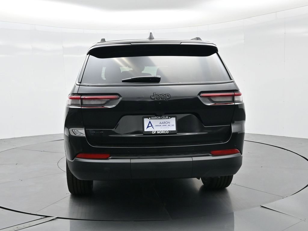 New 2025 Jeep Grand Cherokee L Altitude image 8