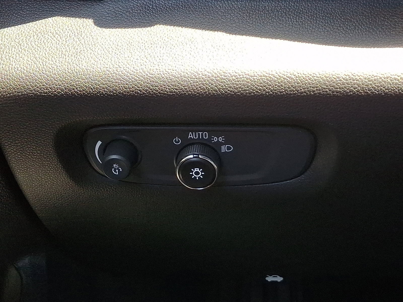 Certified 2023 Chevrolet Traverse LT AWD/4WD image 23