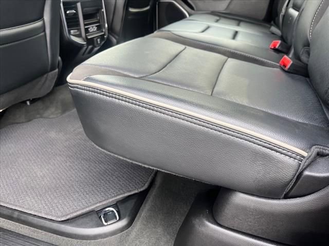 Used 2024 RAM 1500 Laramie image 10