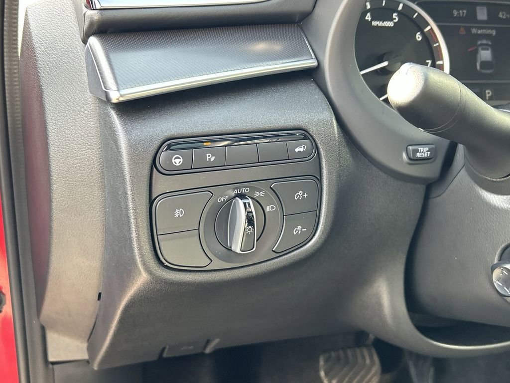 Certified 2023 INFINITI QX55 Essential image 17