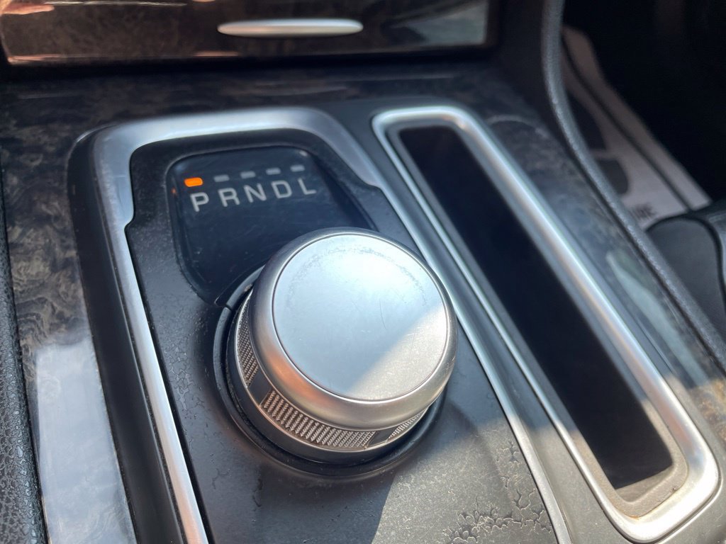 Used 2020 Chrysler 300 Limited AWD/4WD image 26