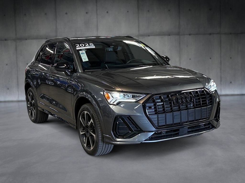 Used 2025 Audi Q3 2.0T Premium Plus w/ Premium Plus Package AWD/4WD image 7