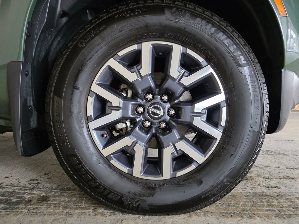 Used 2024 Nissan Frontier SL w/ Technology Package image 25