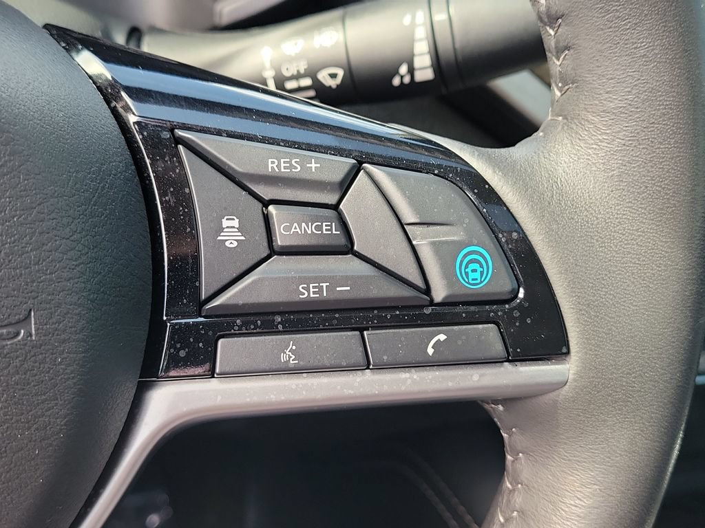 Used 2024 Nissan Altima 2.5 SL FWD image 11