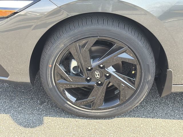 New 2026 Hyundai Elantra Sport image 11