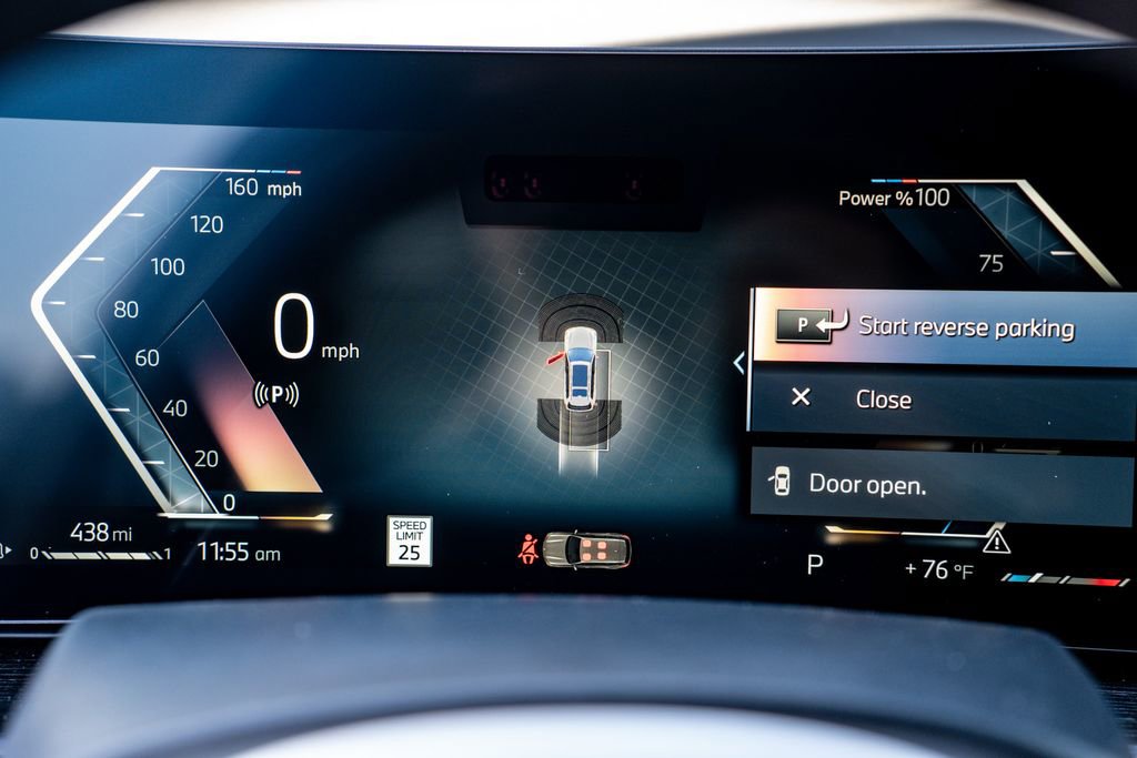 New 2026 BMW X7 xDrive40i w/ M Sport Package image 15