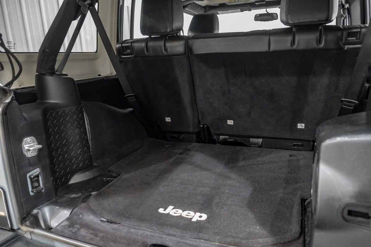 Used 2014 Jeep Wrangler Unlimited Rubicon w/ Connectivity Group image 56