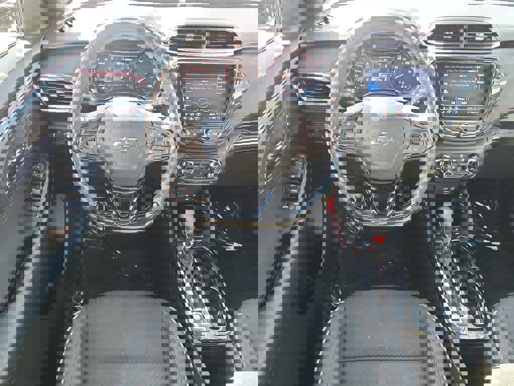 Used 2023 Chevrolet TrailBlazer RS w/ Convenience Package image 8