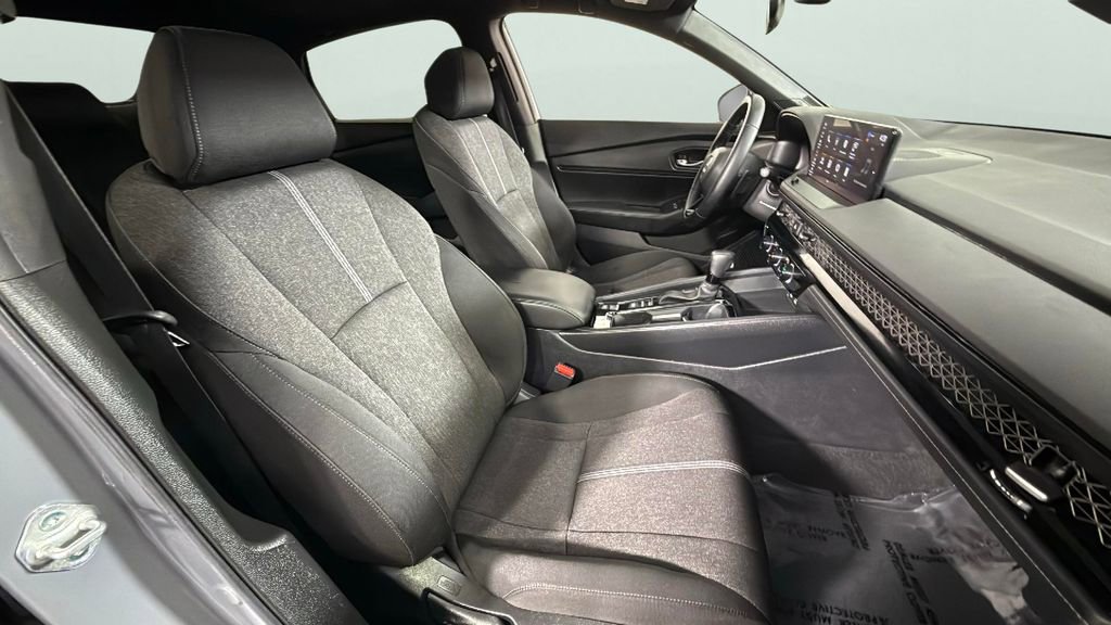 Used 2023 Honda Accord Sport image 32
