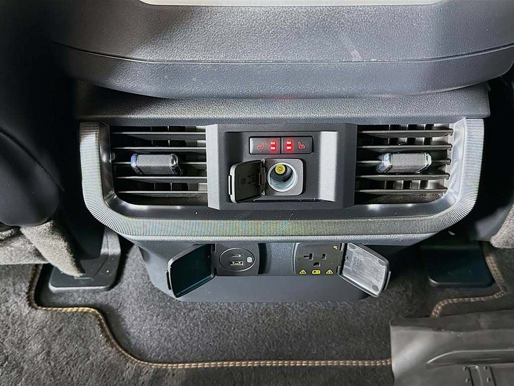 Used 2023 Ford F150 Platinum w/ Equipment Group 701A High AWD/4WD image 44