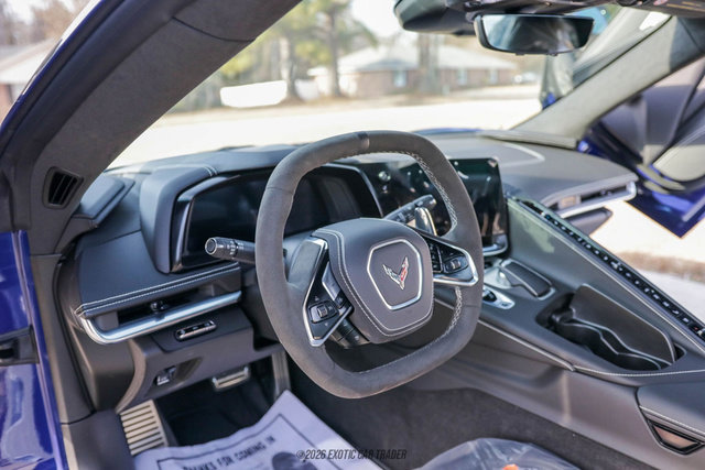 Used 2025 Chevrolet Corvette Stingray Convertible 3LT Z51 w/ Z51 Performance Package image 28