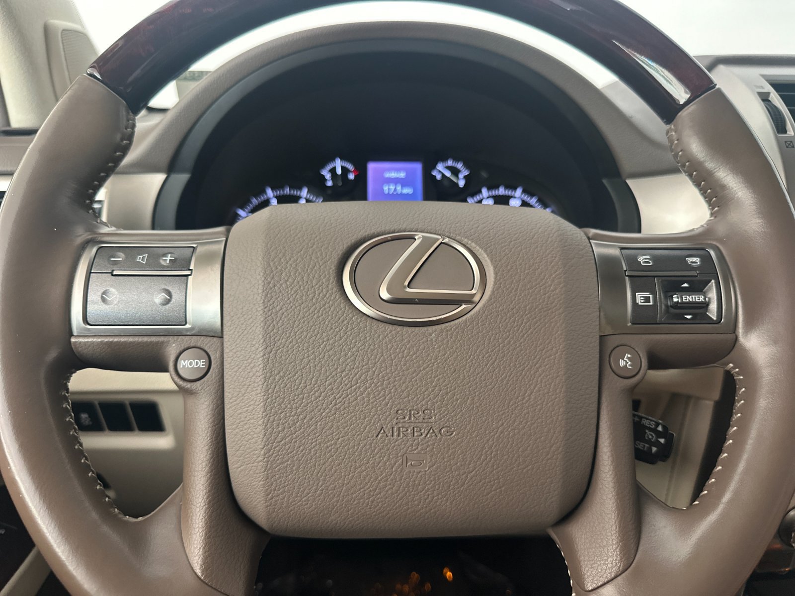 Used 2018 Lexus GX 460 Premium AWD/4WD image 23